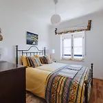 Bc House - * Санта-Круш
