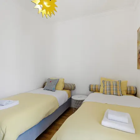 Bc House - * Santa Cruz (Oeste)