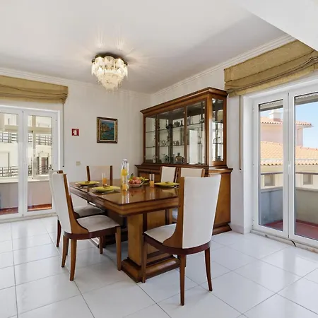 Bc House -