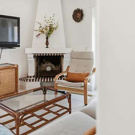 Bc House - *